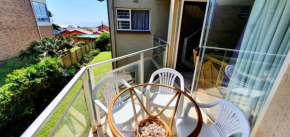 Milton Lane Beach Club 1 - Sleeps 6 - Ideal Location!